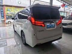 Toyota Alphard Hybrid 2.5L Premium Edition - photo 8