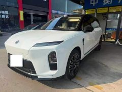 NIO ES8 Six-Seat Executive Luxury Edition - ფოტო 1