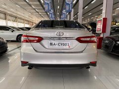 Toyota Camry 2.0G Luxury - ფოტო 5
