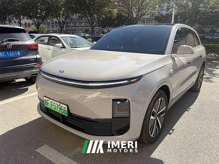 Li Auto L6 Pro - ავტომობილი ჩინეთიდან