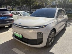 Li Auto L6 Pro - ფოტო 1