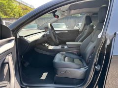 Tesla Model Y Rear-Wheel Drive - ფოტო 4
