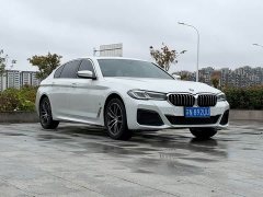 BMW 5 Series Facelift 525Li M Sport Package - ფოტო 3