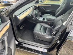 Tesla Model Y Long Range All-Wheel Drive - ფოტო 4