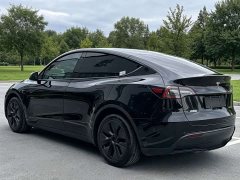 Tesla Model Y Rear-Wheel Drive - ფოტო 4