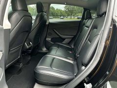 Tesla Model Y Rear-Wheel Drive - ფოტო 9
