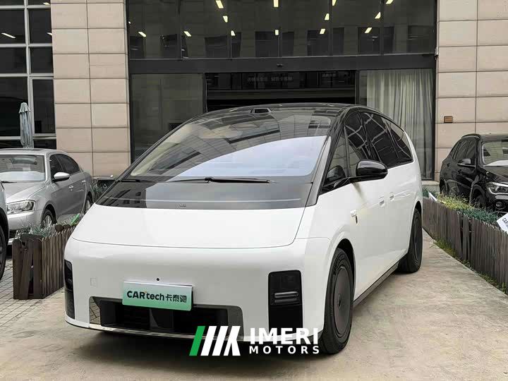 Li Auto MEGA Home