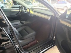 Tesla Model Y Standard Range RWD - ფოტო 8