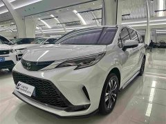 Toyota Graviia 2.5L Hybrid Prestige PLUS AWD - photo 1