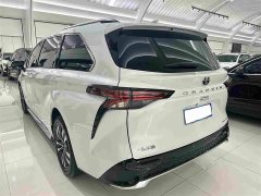 Toyota Graviia 2.5L Hybrid Prestige PLUS AWD - photo 19
