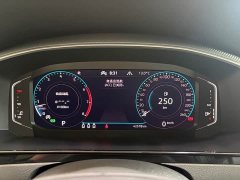 Volkswagen CC 380TSI Eye-Catching Edition 30th Anniversary Special - фото 10