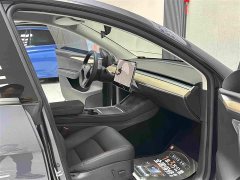 Tesla Model Y Standard Range RWD - ფოტო 14