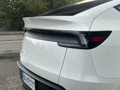 Tesla Model Y Rear-Wheel Drive - ფოტო 13