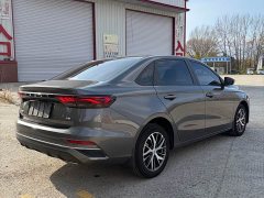 Geely Emgrand 4th Generation 1.5L CVT Luxury - ფოტო 9