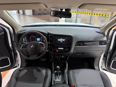 Mitsubishi Outlander 2.0L FWD Comfort 5-Seater - ფოტო 11