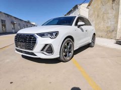 Audi Q3 35 TFSI Sport Dynamic Edition 1.4T - photo 1