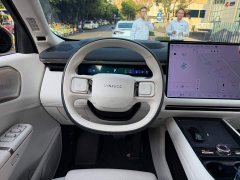 Lynk & Co 900 2.0T Ultra 6-Seater - фото 14