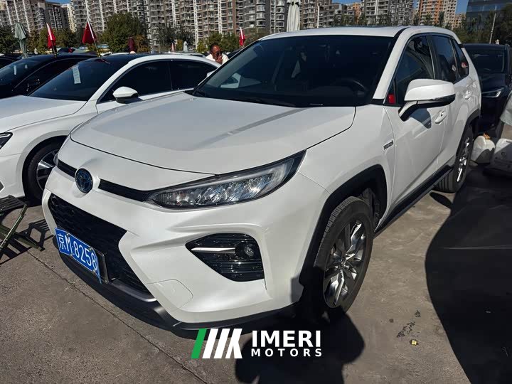 Toyota Wildlander 2.5L E-CVTAWDLuxury Edition - ავტომობილი ჩინეთიდან