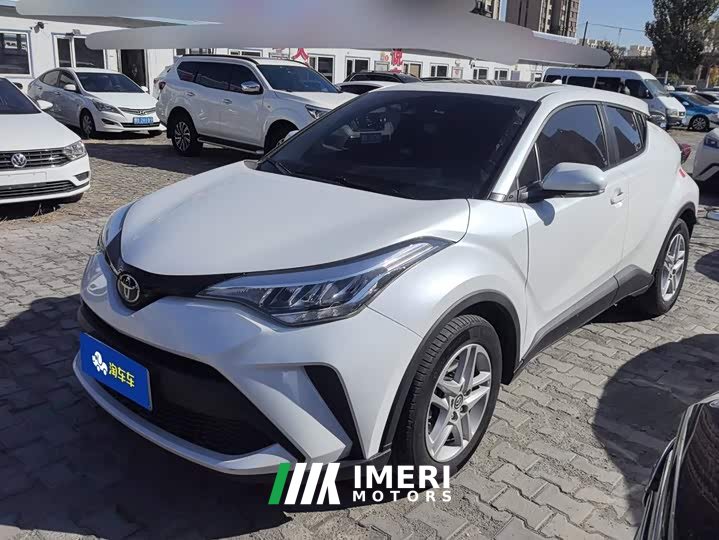 Toyota C-HR 2.0L Comfort - автомобиль из Китая