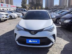 Toyota C-HR 2.0L Comfort - фото 2