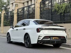 Lynk & Co 03 1.5T DCT Pro - фото 19