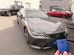 Lexus LS 500h Premium - ფოტო 2