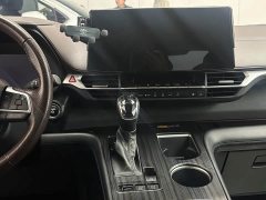 Toyota Gravia 2.5L Hybrid Prestige Plus AWD - photo 11