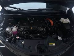 Toyota Gravia 2.5L Hybrid Prestige Plus AWD - photo 16