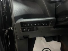 Toyota Gravia 2.5L Hybrid Prestige Plus AWD - photo 6