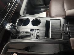 Toyota Gravia 2.5L Hybrid Prestige Plus AWD - photo 7