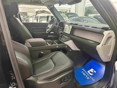 Land Rover Defender 90 2.0T P300 S - фото 13