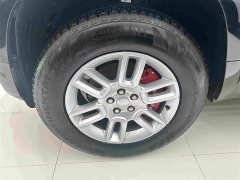 Land Rover Defender 90 2.0T P300 S - фото 5