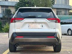 Toyota RAV4 2.0L CVT FWD Fashion Plus - фото 8