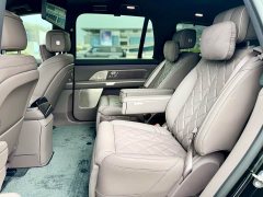 NIO ES8 Six-Seat Executive Luxury Edition - ფოტო 8