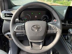 Toyota Sienna 2.5L Hybrid AWD Luxury - ფოტო 10
