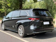 Toyota Sienna 2.5L Hybrid AWD Luxury - ფოტო 17