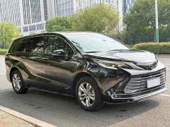Toyota Sienna 2.5L Hybrid AWD Luxury - ფოტო 3