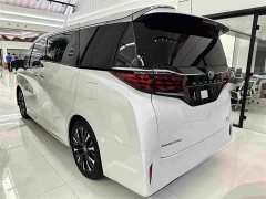 Toyota Alphard Hybrid 2.5L Premium Edition - ფოტო 18