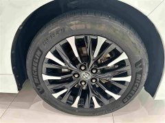 Toyota Alphard Hybrid 2.5L Premium Edition - ფოტო 4