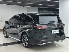 Toyota Gravia 2.5L Hybrid Flagship ULTRA Edition - photo 19