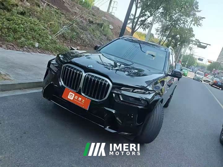BMW X7 xDrive40i M Sport Luxury Package - car from China