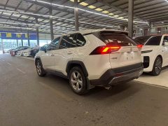 Toyota RAV4 2.0L CVT FWD Fashion Plus - photo 3