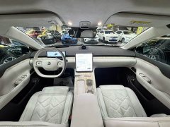 NIO ET7 75kWh Executive - ფოტო 6