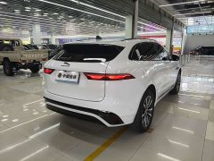 Jaguar F-PACE P250 R-Dynamic SE - ფოტო 11
