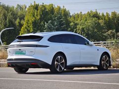 NIO ET5T 75kWh Touring - photo 7