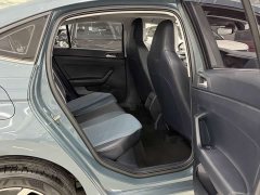 Volkswagen Lavida Sharp 1.5L Automatic New Vision Edition - ფოტო 12