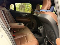 Volvo S60 B4 Smart Luxury Edition - ფოტო 17