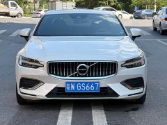 Volvo S60 B4 Smart Luxury Edition - ფოტო 2
