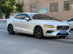 Volvo S60 B4 Smart Luxury Edition - ფოტო 3