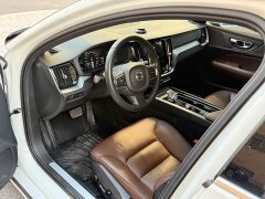Volvo S60 B4 Smart Luxury Edition - ფოტო 4